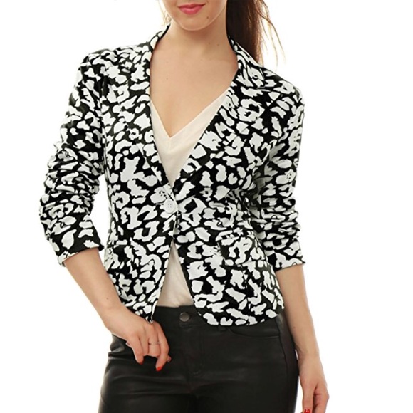 Minimalist One Button Closed Leopard Print Blazer - Picture 5 of 8